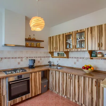 Apartment House Silvija Pula