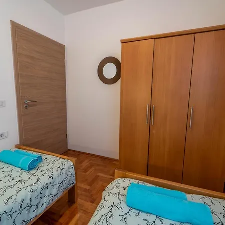 Apartment House Silvija *