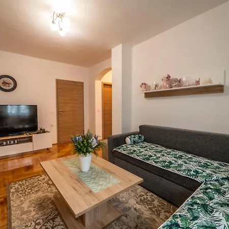 Silvija Διαμέρισμα Πούλα